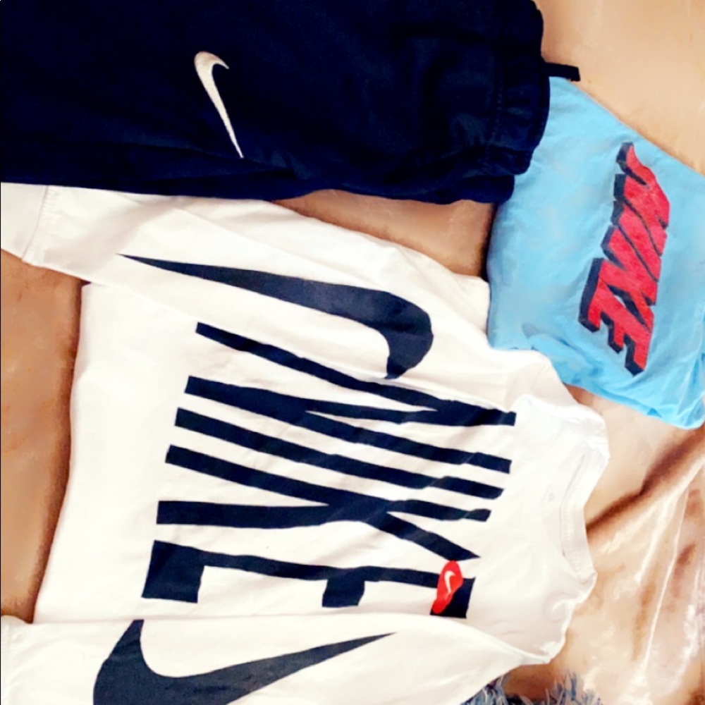 LOT of (3) PCS Boys Youth Nike shirts and joggers